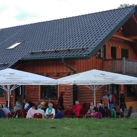 Apartment Blockhaus - Ferienwohnung Sunrise Augustusburg